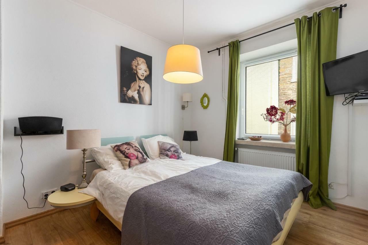 Haus Alte Rebe & Weisse Traube Apartman Cochem Kültér fotó