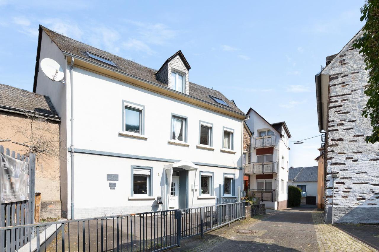 Haus Alte Rebe & Weisse Traube Apartman Cochem Kültér fotó