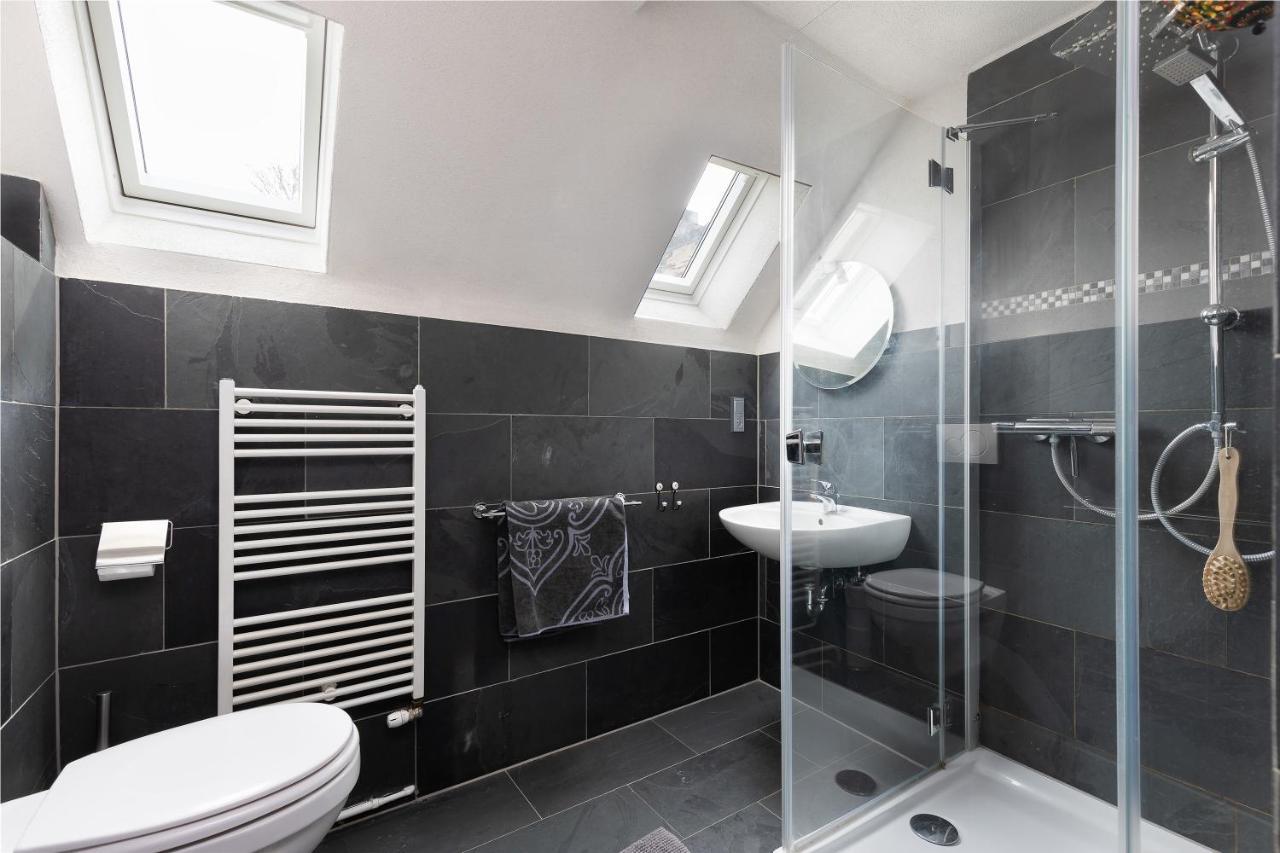 Haus Alte Rebe & Weisse Traube Apartman Cochem Kültér fotó